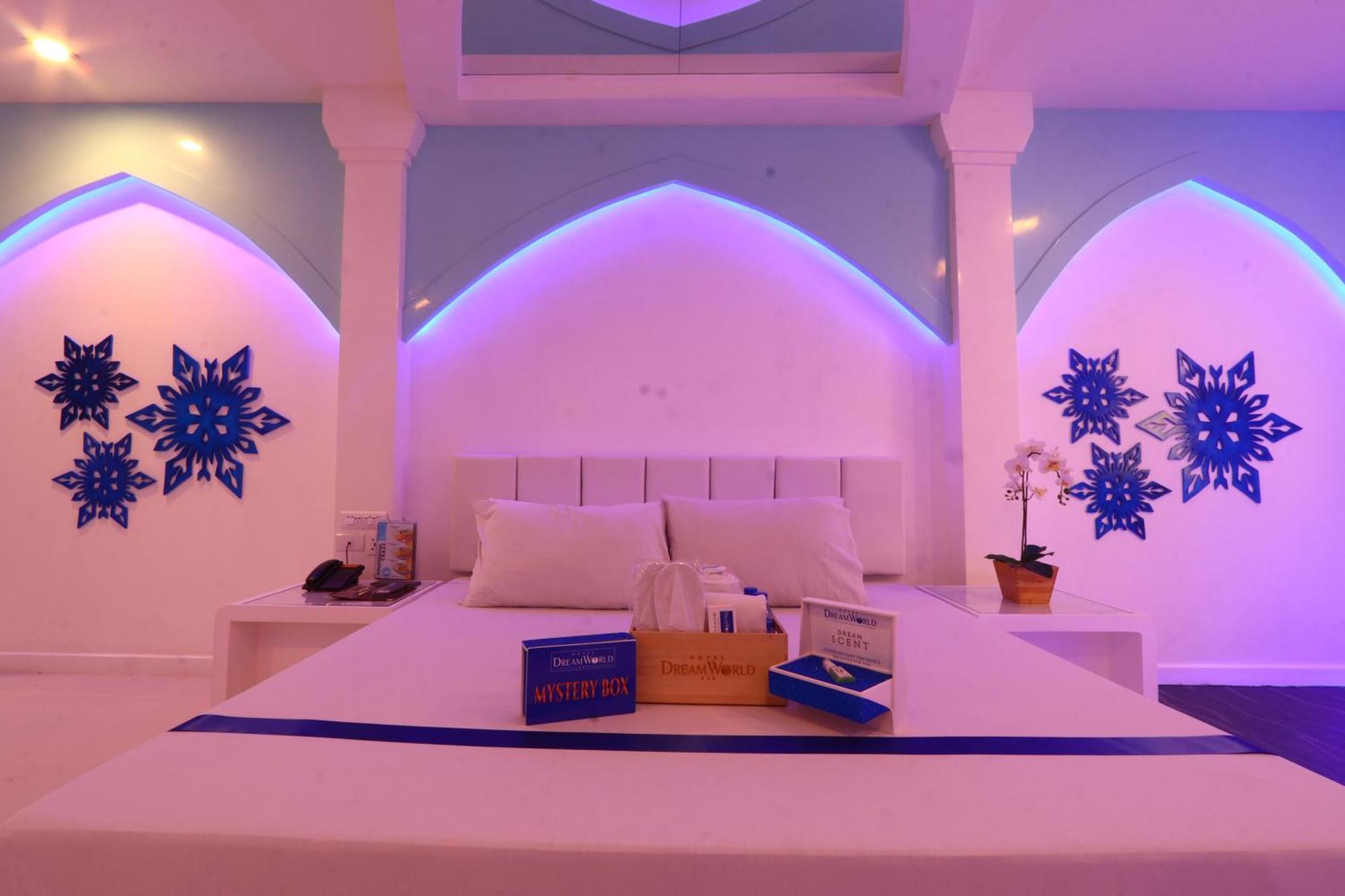 Hotel Dreamworld East Ortigas Pasig City Eksteriør billede